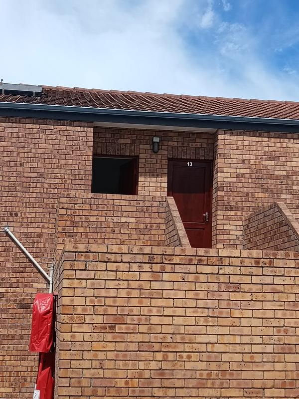 To Let 3 Bedroom Property for Rent in Bellville Western Cape